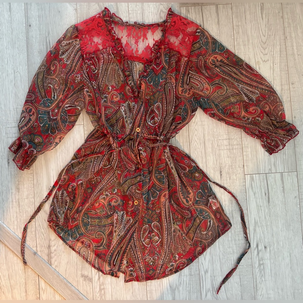 BEACH BUNNY Bronze Red Paisley Print & Lace Back Gold Button Up Cover Up Size L